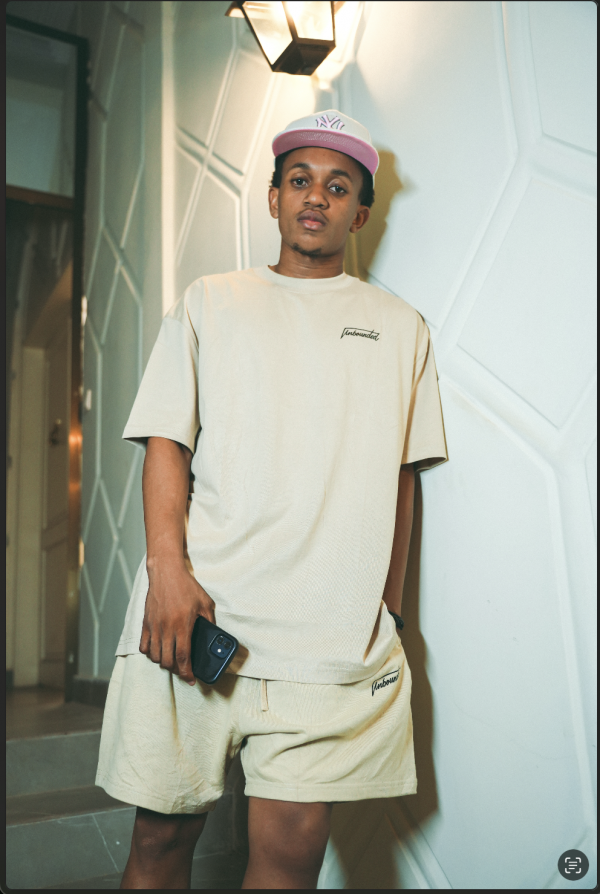 Ensemble sport T-shirt + short